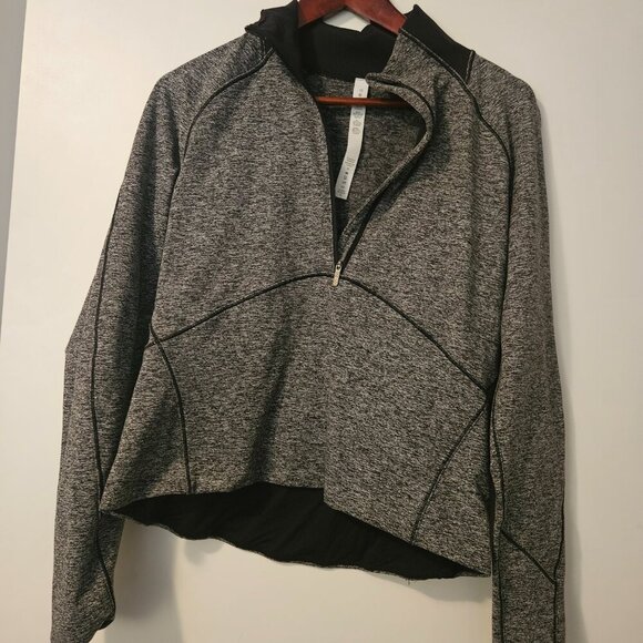 Top - Picture 2 of 2